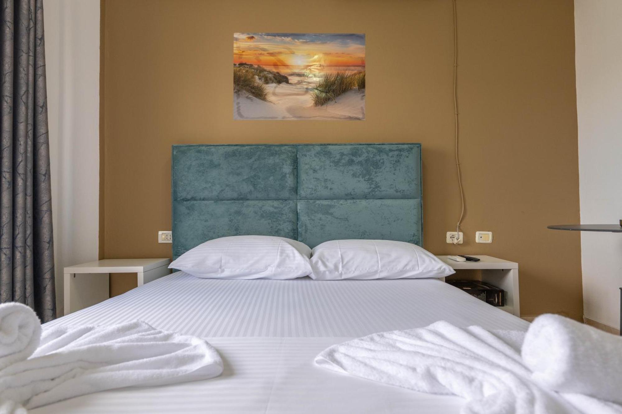 קסאמיל Central Garden Residence Sofia - Free Parking מראה חיצוני תמונה