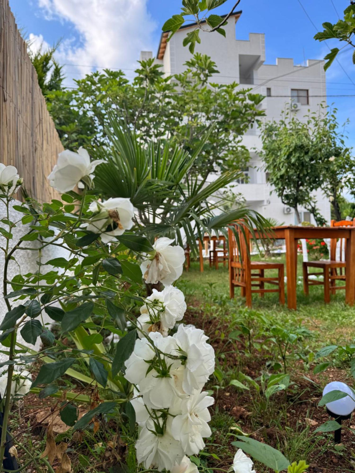 קסאמיל Central Garden Residence Sofia - Free Parking מראה חיצוני תמונה