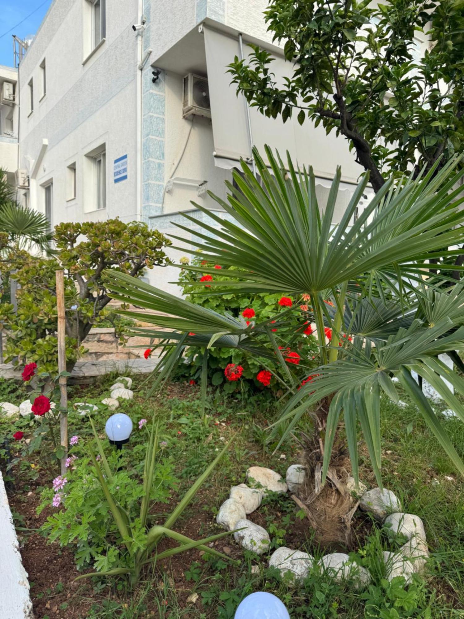 קסאמיל Central Garden Residence Sofia - Free Parking מראה חיצוני תמונה